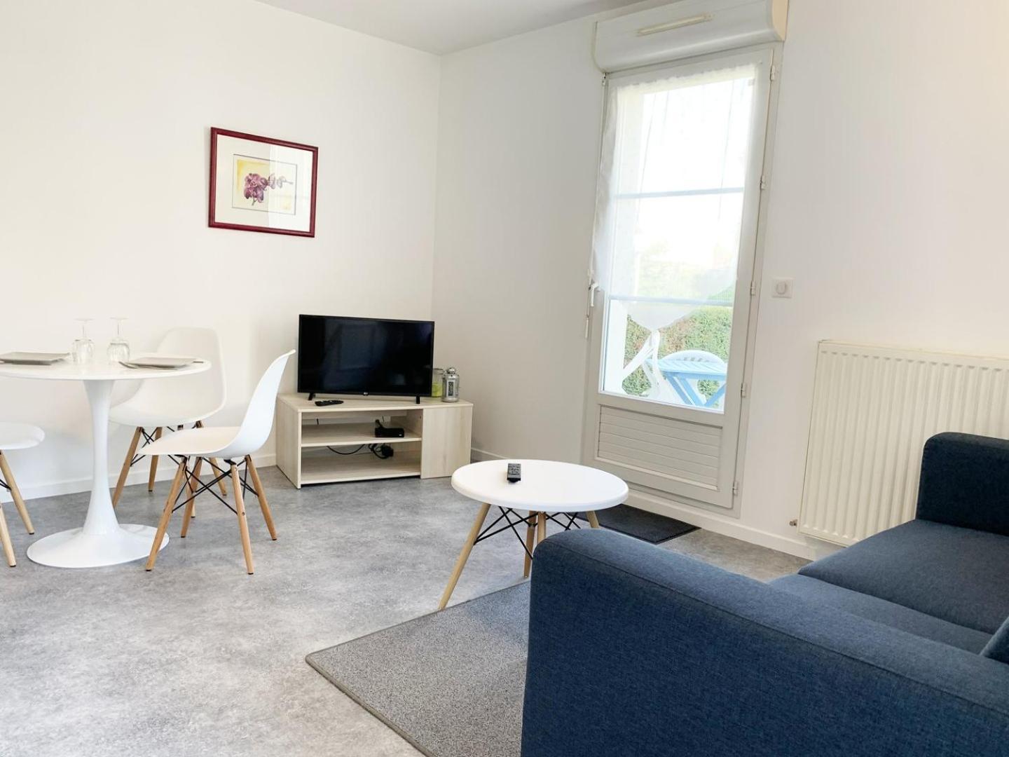 Le Matisse Apartment Mainvilliers  Ngoại thất bức ảnh